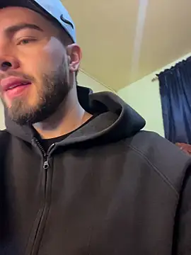 MaxDell online show from December 20, 9:50 pm