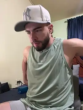 Snapshot of MaxDell chatting on September 12, 9:47 pm MaxDell online show from September 12, 9:47 pm