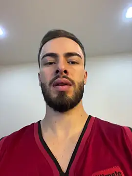 MaxDell online show from April 15, 7:18 pm