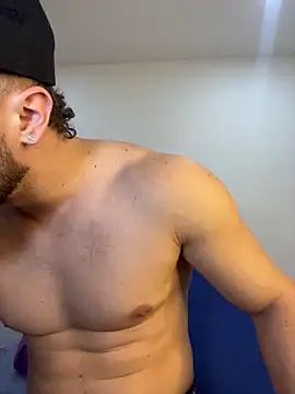 MaxDell online show from March 21, 7:07 pm