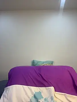 MaxDell online show from April 4, 11:33 pm