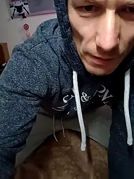 Snapshot of Wilsonn86 chatting on December 1, 10:49 am Wilsonn86 online show from December 1, 10:49 am