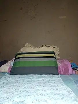 Snapshot of khetyvile chatting on November 15, 2:32 pm khetyvile online show from November 15, 2:32 pm