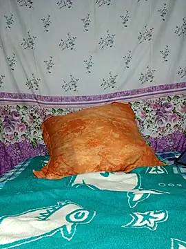 khetyvile online show from February 4, 6:30 am