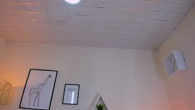 Snapshot of LusyKitty chatting on November 25, 3:12 pm LusyKitty online show from November 25, 3:12 pm