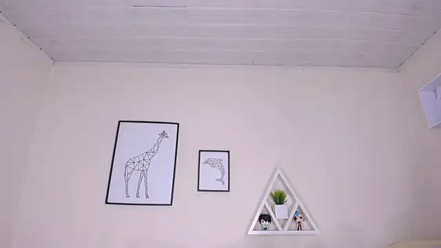 Snapshot of LusyKitty chatting on November 5, 4:10 pm LusyKitty online show from November 5, 4:10 pm