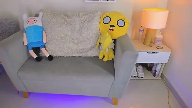 Snapshot of LusyKitty chatting on November 14, 3:05 pm LusyKitty online show from November 14, 3:05 pm