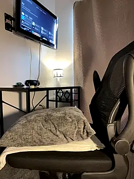 ErosVale online show from November 1, 11:48 am