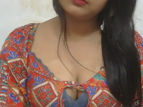 POOJA 199 online show from April 2, 10:11 am