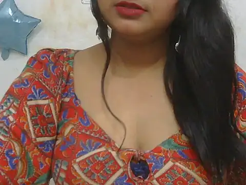 POOJA 199 online show from February 1, 9:18 am