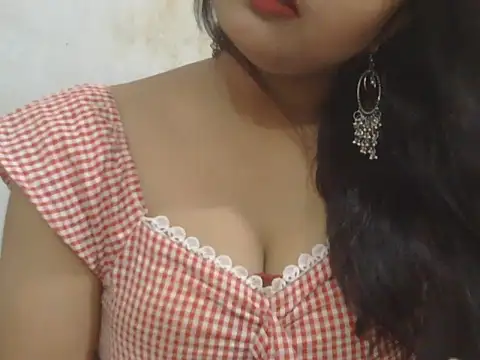 POOJA 199 online show from May 21, 8:55 am