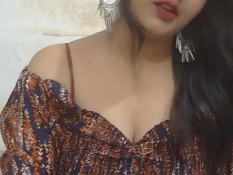 Snapshot of POOJA_199 chatting on June 10, 7:20 am POOJA 199 online show from June 10, 7:20 am