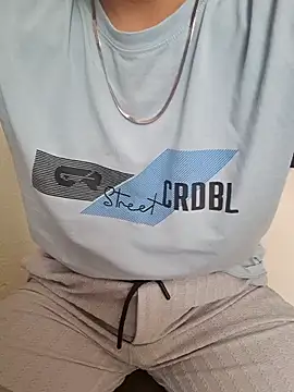 esmerkralkobra online show from October 28, 1:21 pm