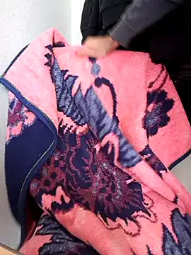 esmerkralkobra online show from February 22, 11:45 am