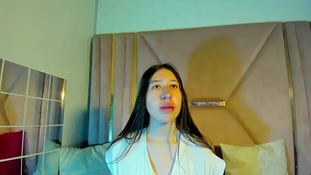 Snapshot of venusmorgan chatting on September 15, 3:34 pm venusmorgan online show from September 15, 3:34 pm