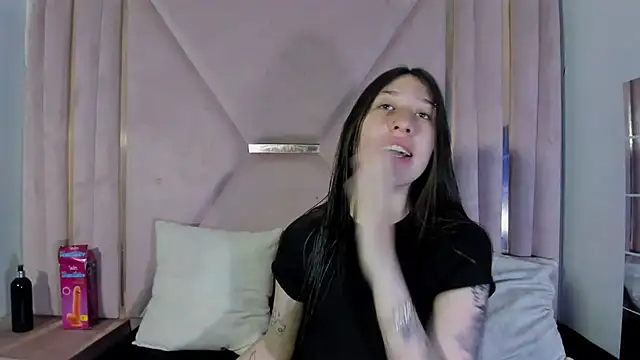 Snapshot of venusmorgan chatting on September 18, 3:48 pm venusmorgan online show from September 18, 3:48 pm