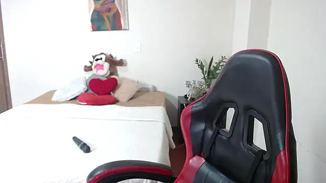 Secret Bella online show from November 27, 11:32 am