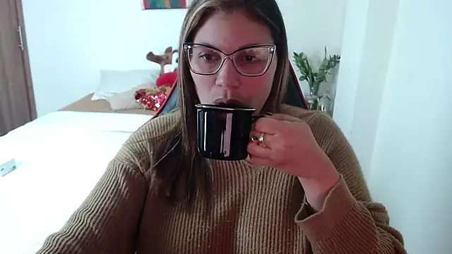 Secret Bella online show from October 25, 11:31 am