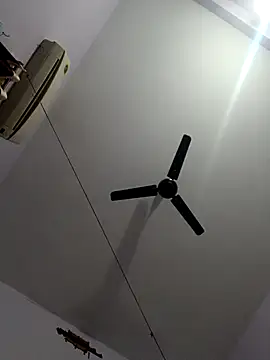 Snapshot of monster-dickk chatting on December 2, 3:14 pm monster-dickk online show from December 2, 3:14 pm