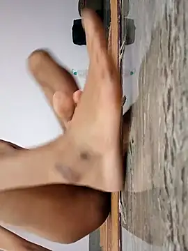 Snapshot of monster-dickk chatting on November 9, 5:33 am monster-dickk online show from November 9, 5:33 am