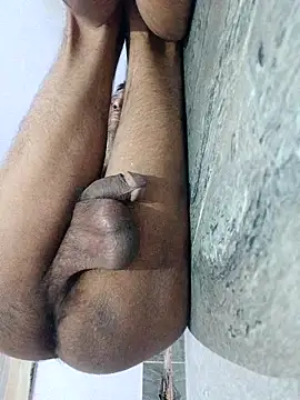 Snapshot of monster-dickk chatting on November 3, 3:15 pm monster-dickk online show from November 3, 3:15 pm