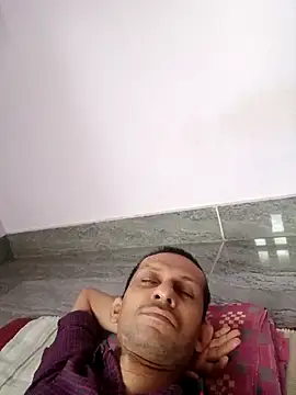 Snapshot of monster-dickk chatting on December 14, 1:45 am monster-dickk online show from December 14, 1:45 am