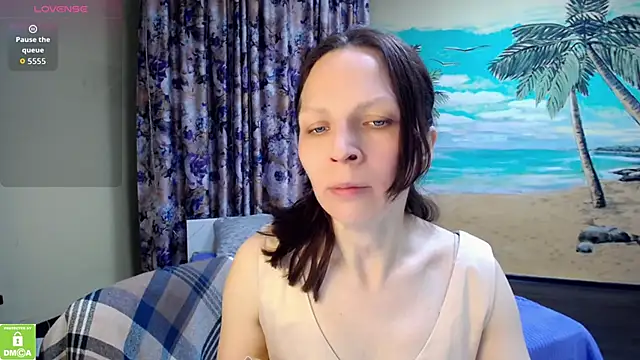 Graceful Lady online show from April 8, 9:11 am