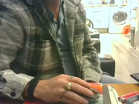 Snapshot of hefin18 chatting on January 26, 10:46 pm hefin18 online show from January 26, 10:46 pm