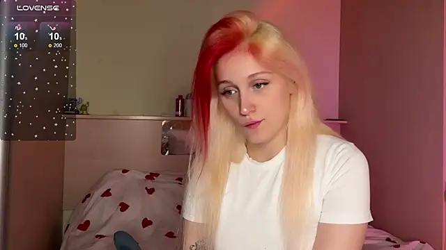  Annabel Myr  online show from November 8, 11:03 am