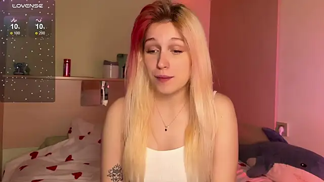  Annabel Myr  online show from October 12, 11:11 am