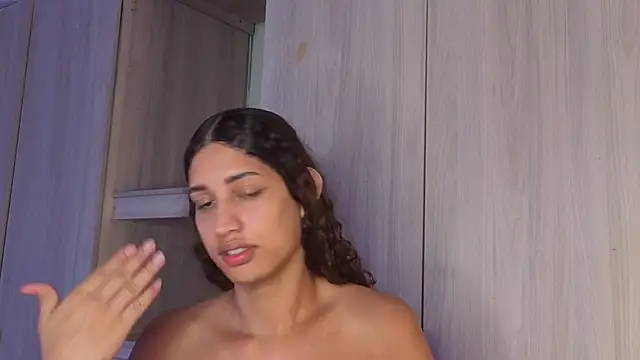 candice777 online show from February 24, 1:01 pm