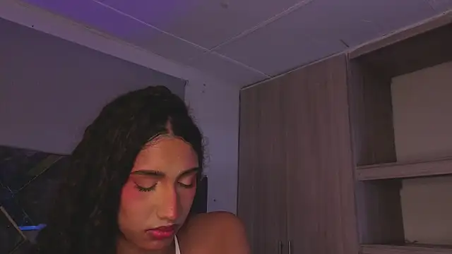 candice777 online show from January 16, 4:33 pm