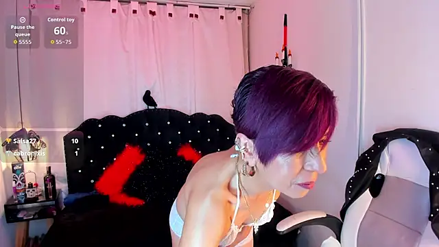 Trinityy   online show from November 14, 7:06 pm