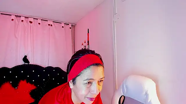 Trinityy   online show from January 7, 4:01 pm