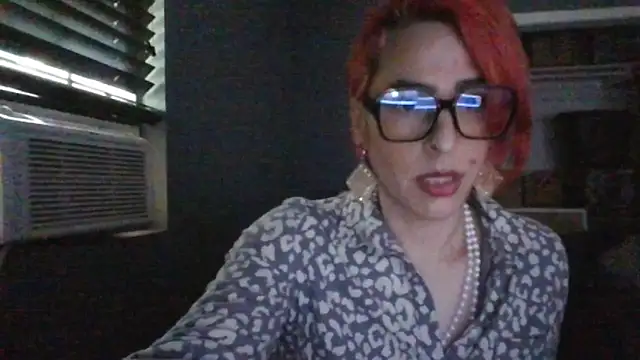 mayra mayhem online show from April 16, 3:13 pm