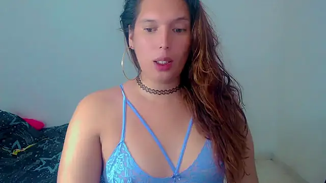 samanthaa hot  online show from January 7, 7:13 am