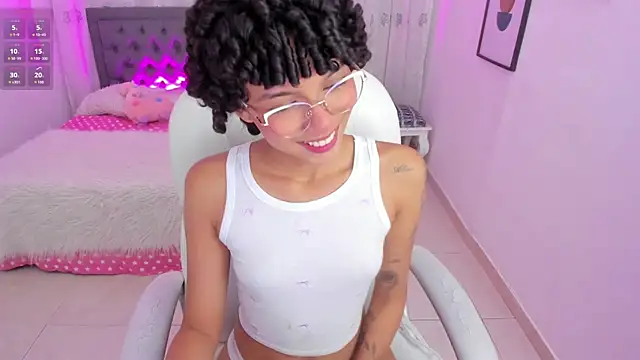 aitana kahlo online show from September 10, 11:31 am