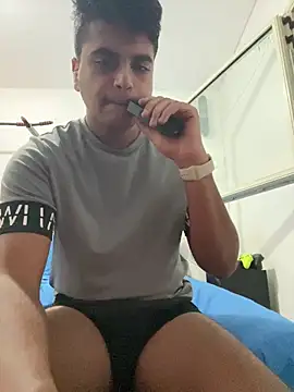 Noam7080z online show from November 23, 5:34 pm