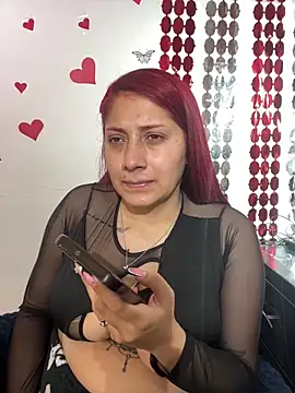 Snapshot of Nicol_V chatting on June 13, 5:49 am Nicol V online show from June 13, 5:49 am
