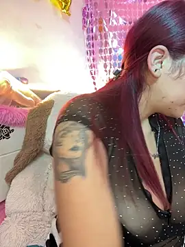 Snapshot of Nicol_V chatting on January 7, 4:39 am Nicol V online show from January 7, 4:39 am