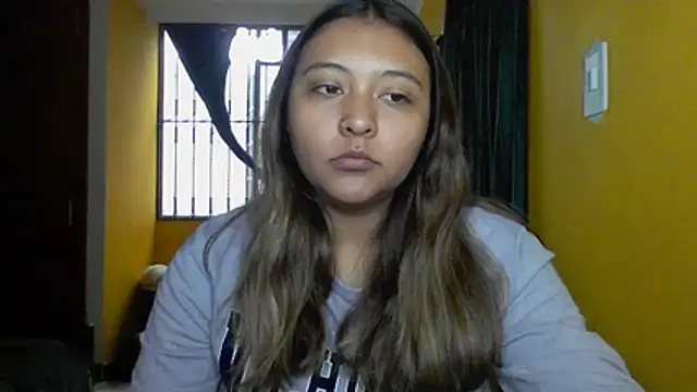 Snapshot of ALANA_150 chatting on May 14, 11:51 am ALANA 150 online show from May 14, 11:51 am