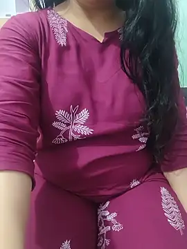 Snapshot of roshni_agrawal0 chatting on June 19, 7:14 am roshni agrawal0 online show from June 19, 7:14 am