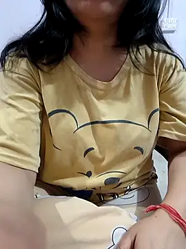 Snapshot of roshni_agrawal0 chatting on November 8, 6:22 pm roshni agrawal0 online show from November 8, 6:22 pm