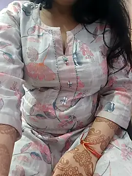 Snapshot of roshni_agrawal0 chatting on February 21, 8:55 pm roshni agrawal0 online show from February 21, 8:55 pm