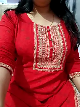 Snapshot of roshni_agrawal0 chatting on November 24, 3:56 pm roshni agrawal0 online show from November 24, 3:56 pm