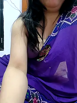 Snapshot of roshni_agrawal0 chatting on November 16, 6:34 pm roshni agrawal0 online show from November 16, 6:34 pm