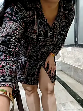 Snapshot of roshni_agrawal0 chatting on September 30, 2:45 pm roshni agrawal0 online show from September 30, 2:45 pm