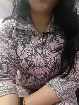 Snapshot of roshni_agrawal0 chatting on February 3, 9:03 am roshni agrawal0 online show from February 3, 9:03 am