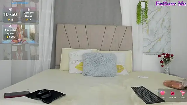 Lady miss    online show from February 27, 11:54 am