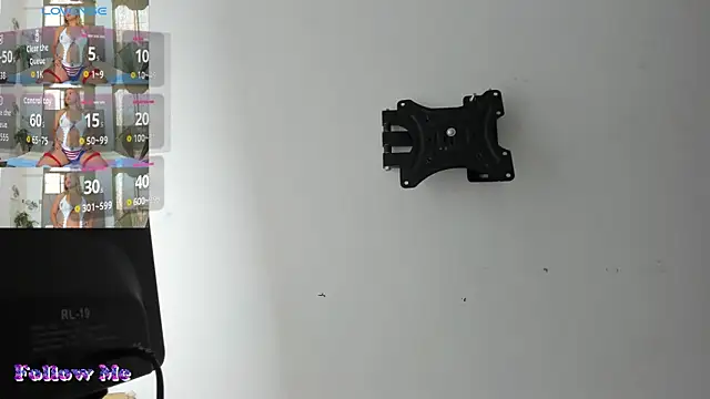 Snapshot of Lady_miss___ chatting on June 15, 1:00 pm Lady miss online show from June 15, 1:00 pm